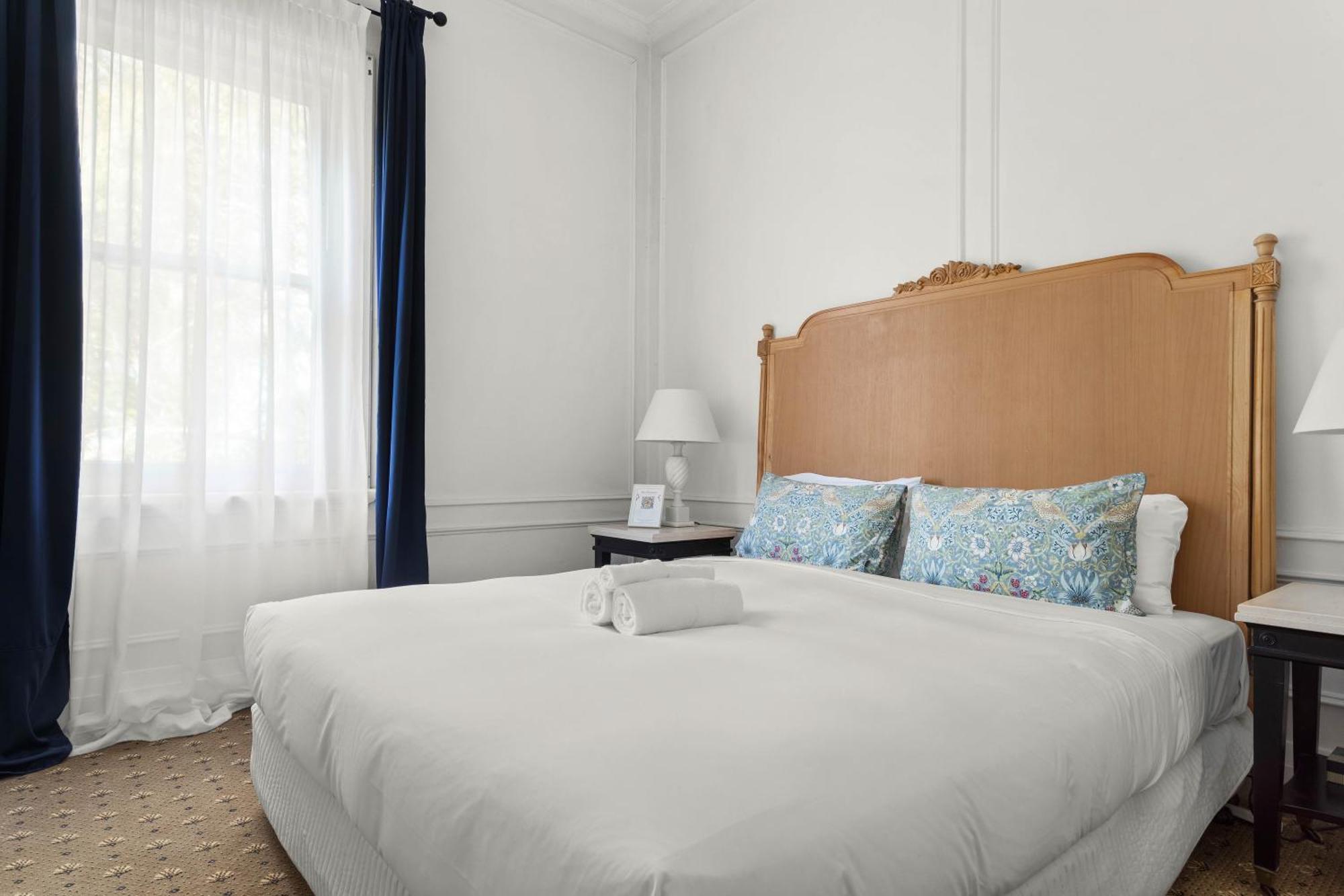 The Robertson Hotel Екстериор снимка