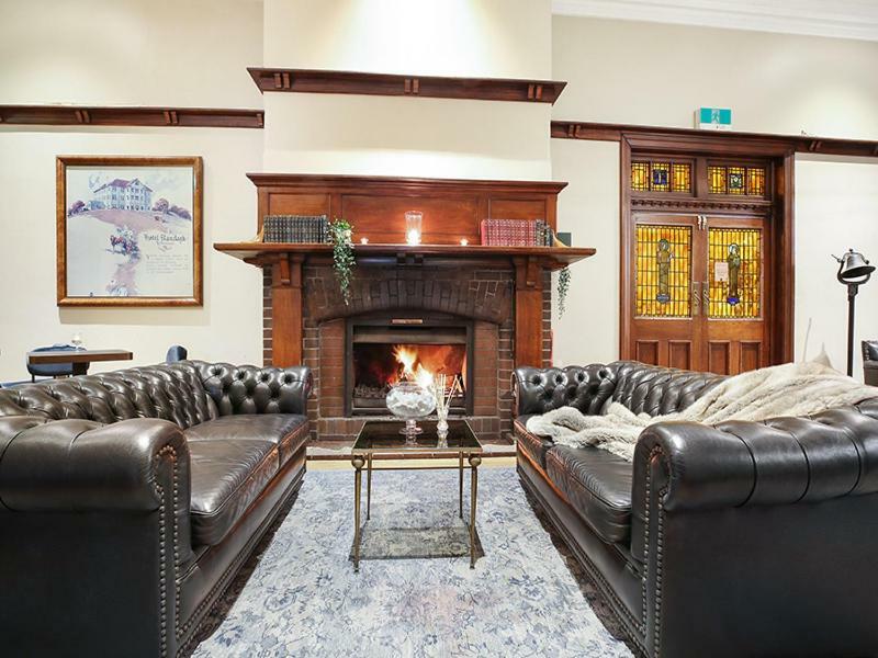 The Robertson Hotel Екстериор снимка