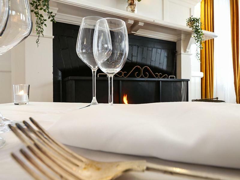 The Robertson Hotel Екстериор снимка